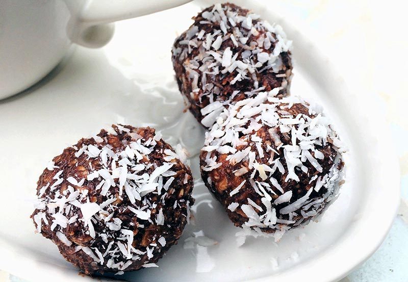 Chlorella Cacao Energy Balls Recipe